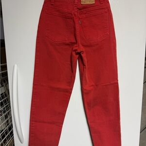 VTG Levi's Women's Straight Leg 550 Student Jeans in Bold Red 27 x 30